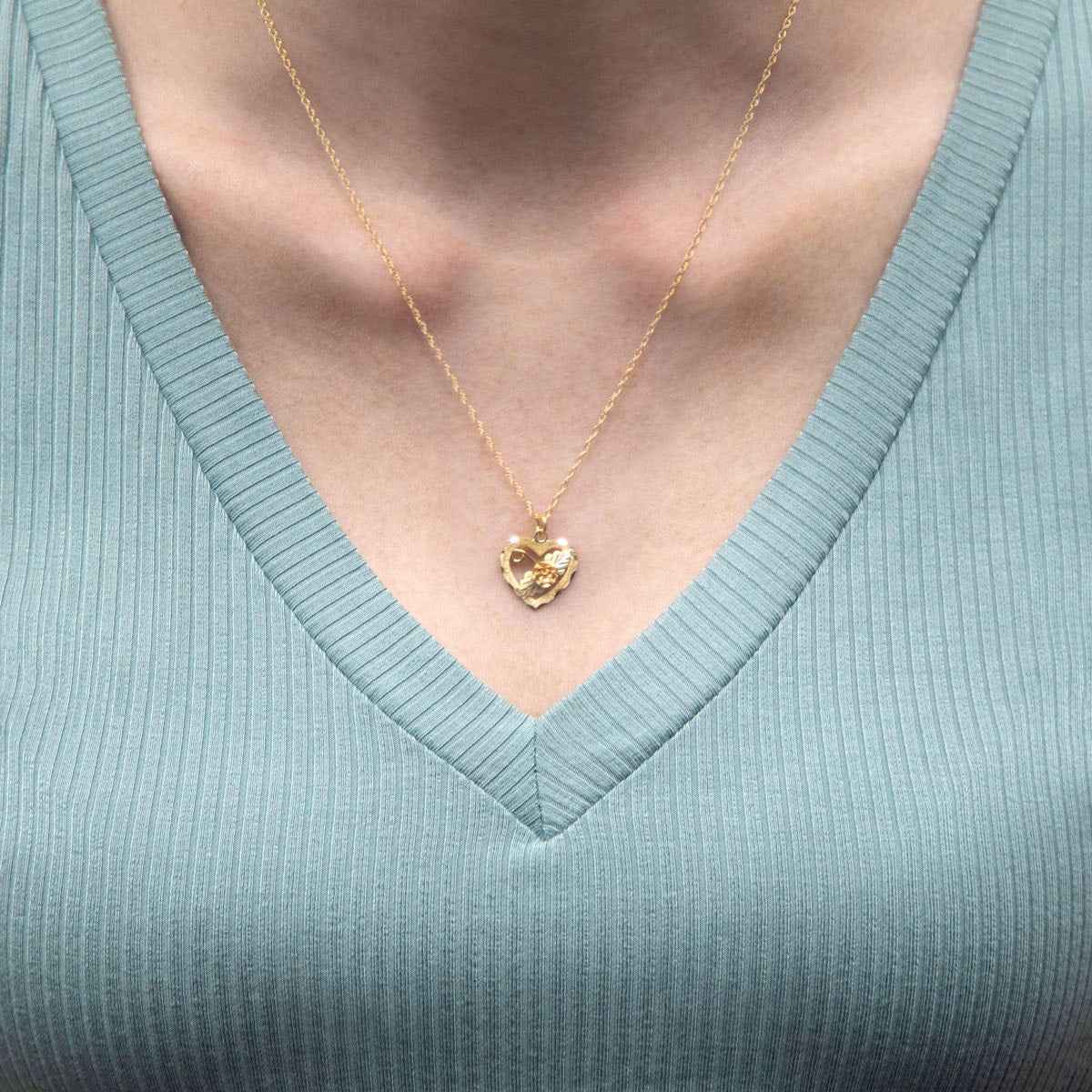 Black Hills Gold Rose Center Heart Pendant in 10K Yellow Gold front view