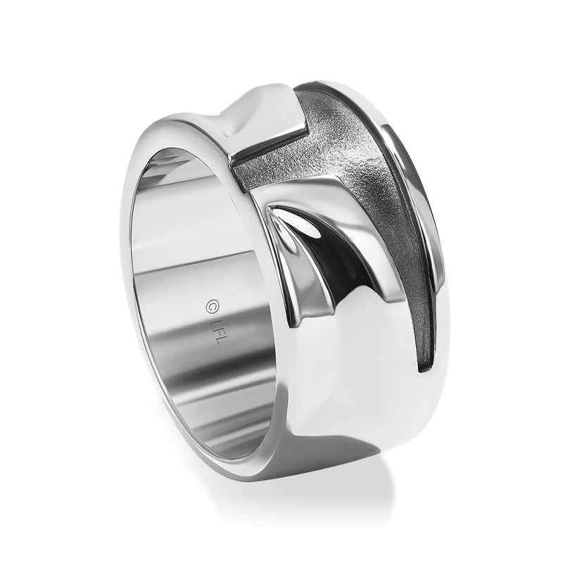 Star Wars The Mandalorian Men's Ring in Sterling Silver front view