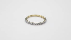 1/3 ct. tw. Diamond 20-Stone Prong-Set Stackable Anniversary Band in 14K Yellow Gold close-up detail