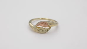 Black Hills Gold Double Leaf Bypass Ring in 10K Yellow Gold close-up detail