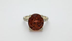 Round Copper Tourmaline & 1/6 ct. tw. Diamond Ring in 14K Yellow Gold close-up detail