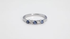 Yogo Sapphire & 1/5 ct. tw. Diamond 5-Stone Band in 10K White Gold close-up detail