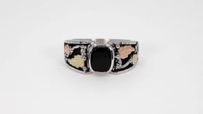 Black Hills Gold Men's Cushion Onyx Antiqued Ring in Sterling Silver close-up detail
