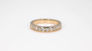 3/4 ct. tw. 10-Stone Channel Set Diamond Anniversary Band in 14K Yellow Gold close-up detail