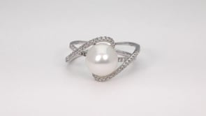 9-10mm Cultured Freshwater Pearl & 3/8 ct. tw. Diamond Swirl Bypass Ring in 14K White Gold close-up detail