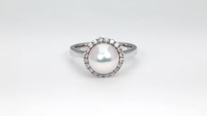 8-9mm Cultured Akoya Pearl & 1/3 ct. tw. Diamond Halo Ring in 14K White Gold close-up detail