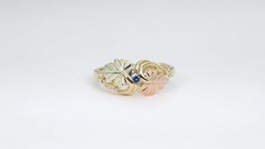 Black Hills Gold Round Yogo Sapphire Vine & Leaf Ring in 10K Yellow Gold close-up detail