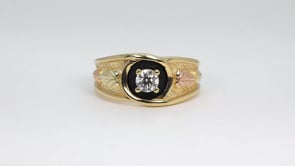 Noventa & Black Hills Gold Men's 1/2 ct. tw. Round Diamond Ring in 10K Yellow Gold close-up detail