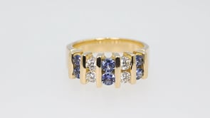 Yogo Sapphire & 3/8 ct. tw. Diamond Alternating Ring in 14K Yellow Gold close-up detail