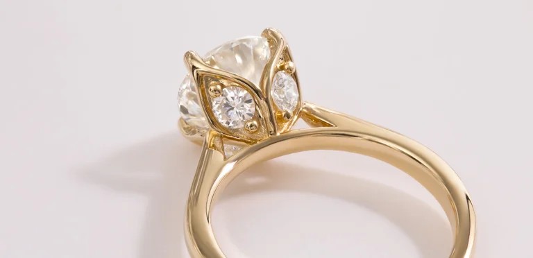 Shaped-ring