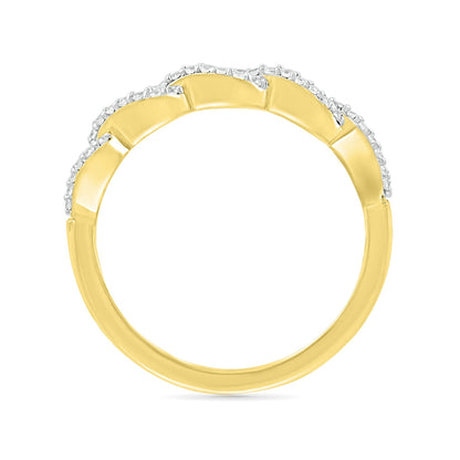 1/10 ct. tw. Diamond Pear-Link Ring in 10K Yellow Gold close-up detail