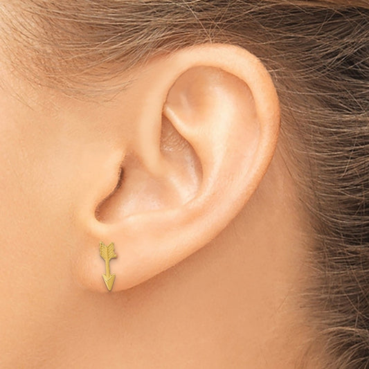 Arrow Earrings in 14K Yellow Gold close-up detail