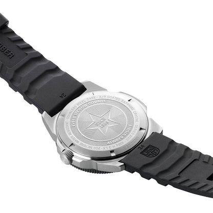 Luminox Men's Pacific Diver Quartz Stainless Steel Watch with Black Dial & Rubber Strap close-up detail