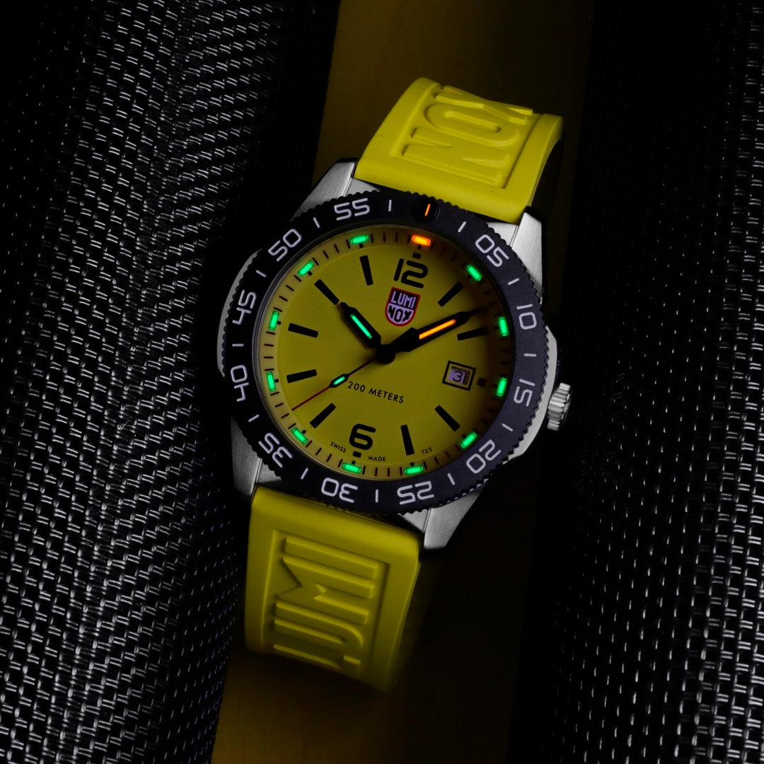 Luminox Men's Pacific Diver Quartz Stainless Steel Watch with Yellow Dial & Rubber Strap side profile