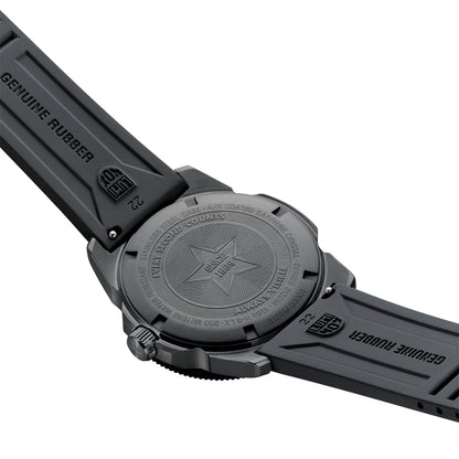 Luminox Pacific Diver Ripple Quartz Black Stainless Steel Watch with White Dial & Black Rubber Strap close-up detail