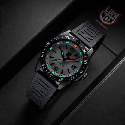 Luminox Pacific Diver Ripple Quartz Black Stainless Steel Watch with White Dial & Black Rubber Strap side profile
