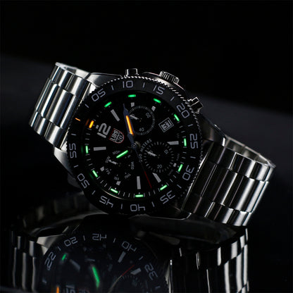 Luminox Men's Pacific Diver Quartz Chronograph Stainless Steel Watch with Black Dial side profile