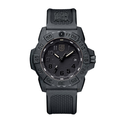 Luminox Navy SEAL Dive Quartz Blackout Carbonox Watch with Black Dial & Rubber Strap